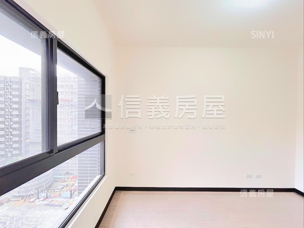 忠孝苑夕陽景觀正２房２衛房屋室內格局與周邊環境