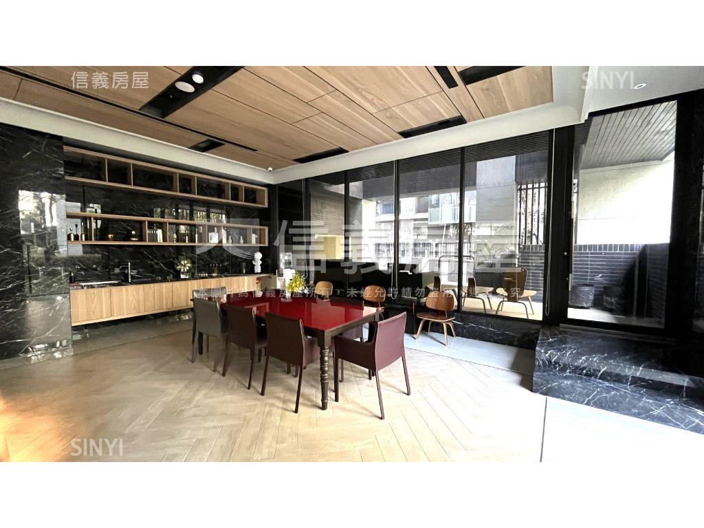 ★專任御中央３極品美三房房屋室內格局與周邊環境