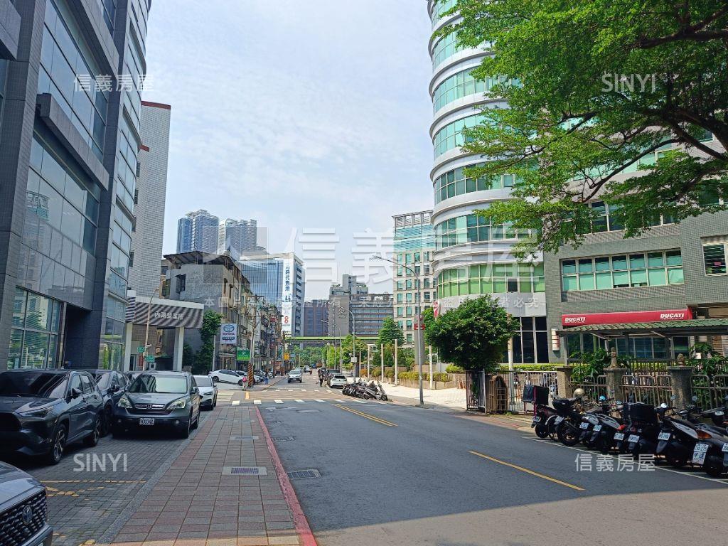 西湖工業區優質廠辦房屋室內格局與周邊環境