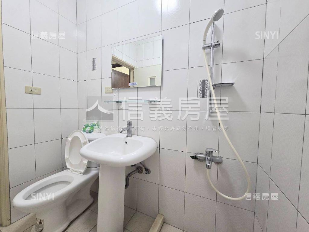 秀朗精美三房房屋室內格局與周邊環境