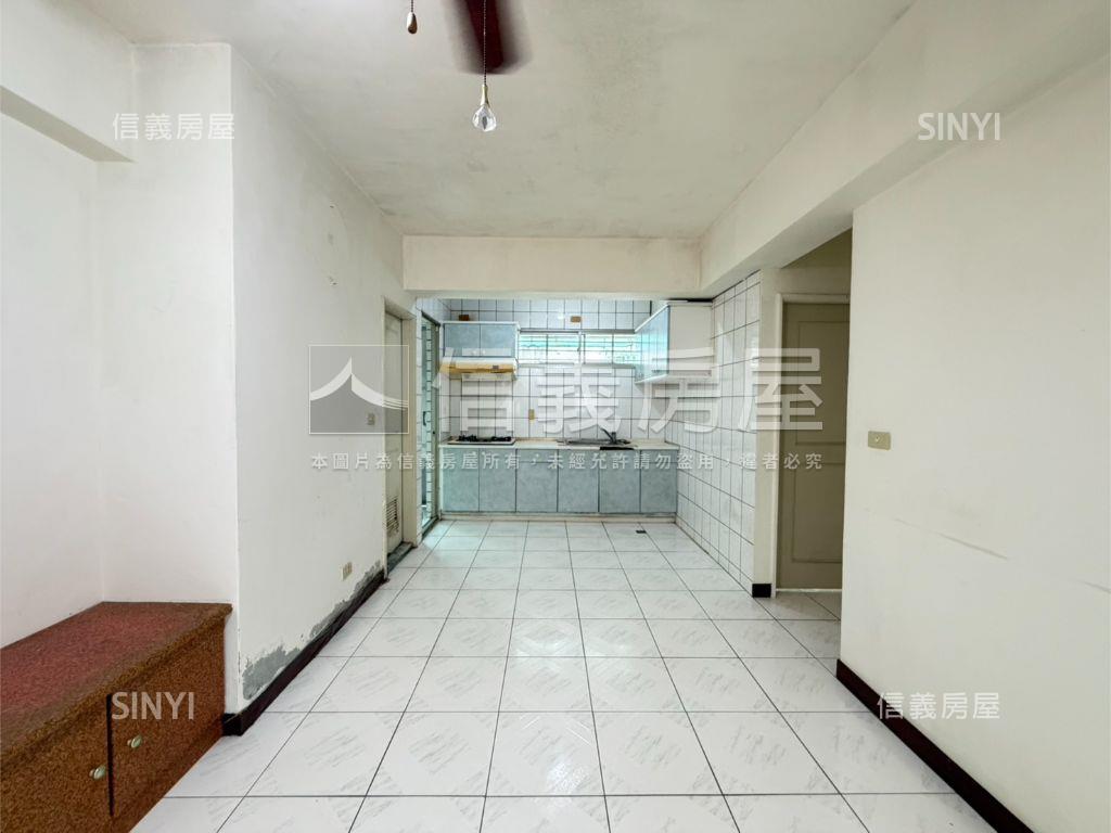 稀有奇岩北投電梯兩房房屋室內格局與周邊環境