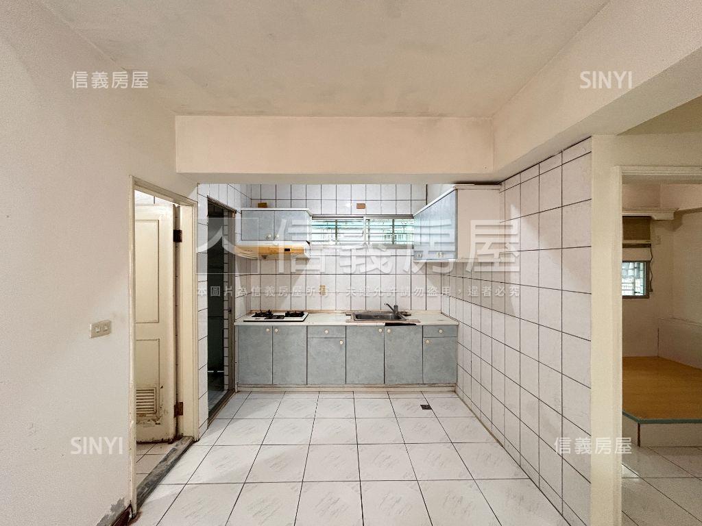 稀有奇岩北投電梯兩房房屋室內格局與周邊環境