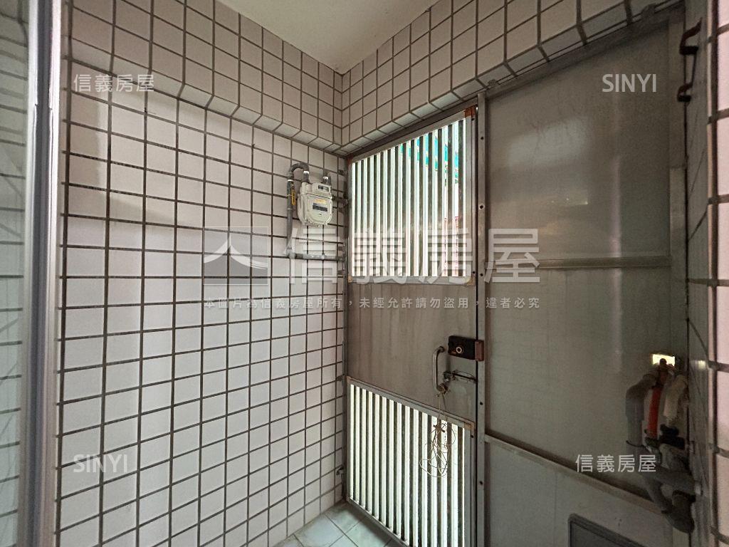 稀有奇岩北投電梯兩房房屋室內格局與周邊環境