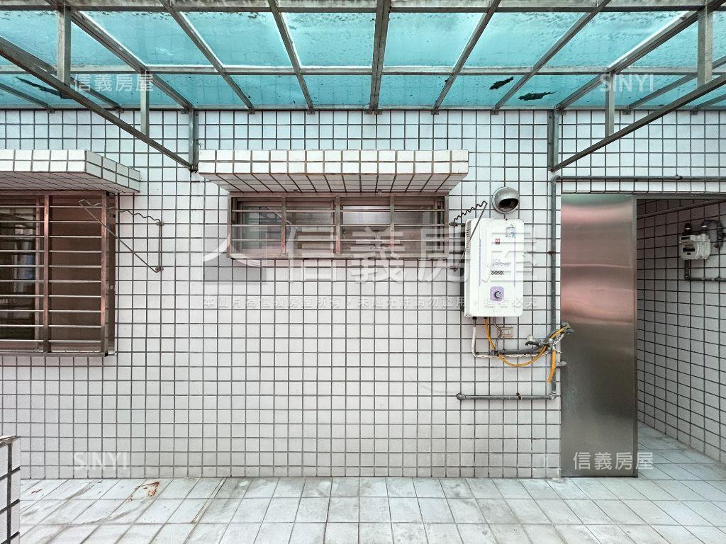 稀有奇岩北投電梯兩房房屋室內格局與周邊環境