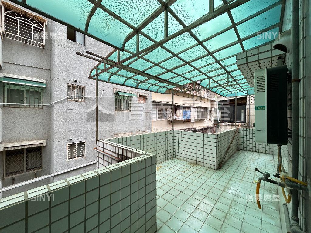 稀有奇岩北投電梯兩房房屋室內格局與周邊環境