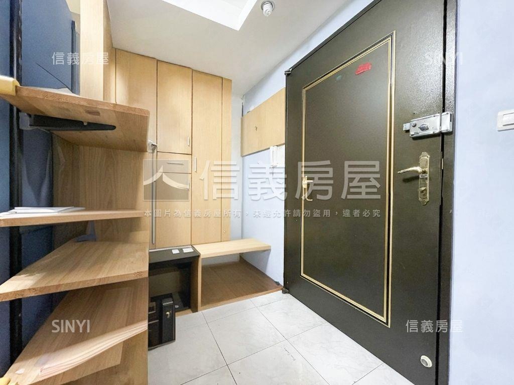 河堤當代國寶三房美宅房屋室內格局與周邊環境