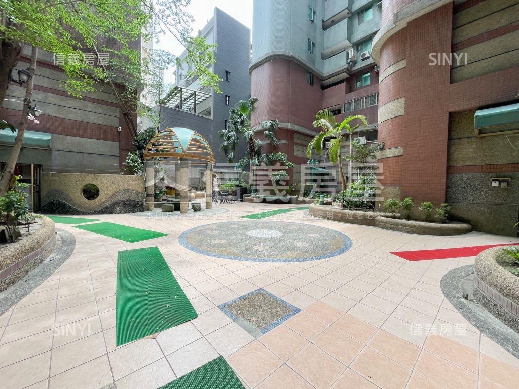 河堤當代國寶三房美宅房屋室內格局與周邊環境