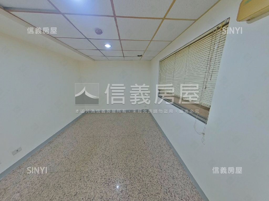 坐擁金庫大空間美屋房屋室內格局與周邊環境