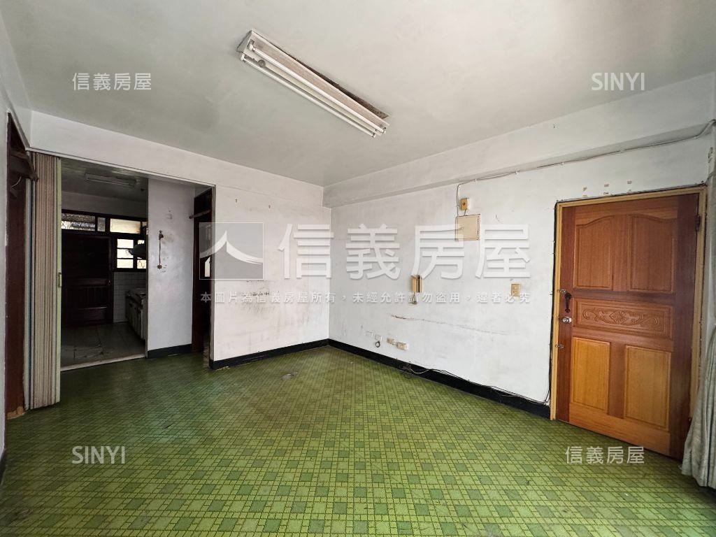 精武車站旁二樓公寓房屋室內格局與周邊環境
