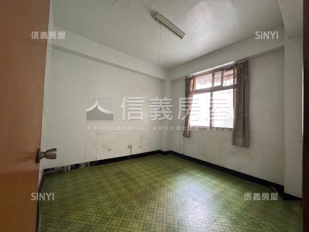 精武車站旁二樓公寓房屋室內格局與周邊環境