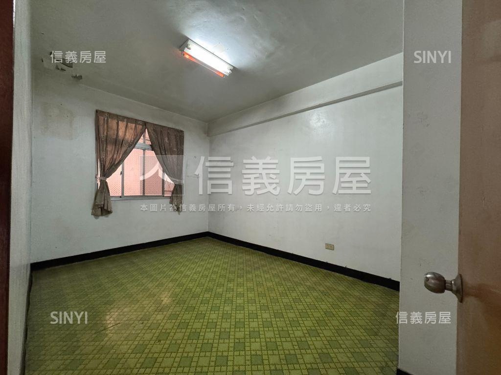 精武車站旁二樓公寓房屋室內格局與周邊環境