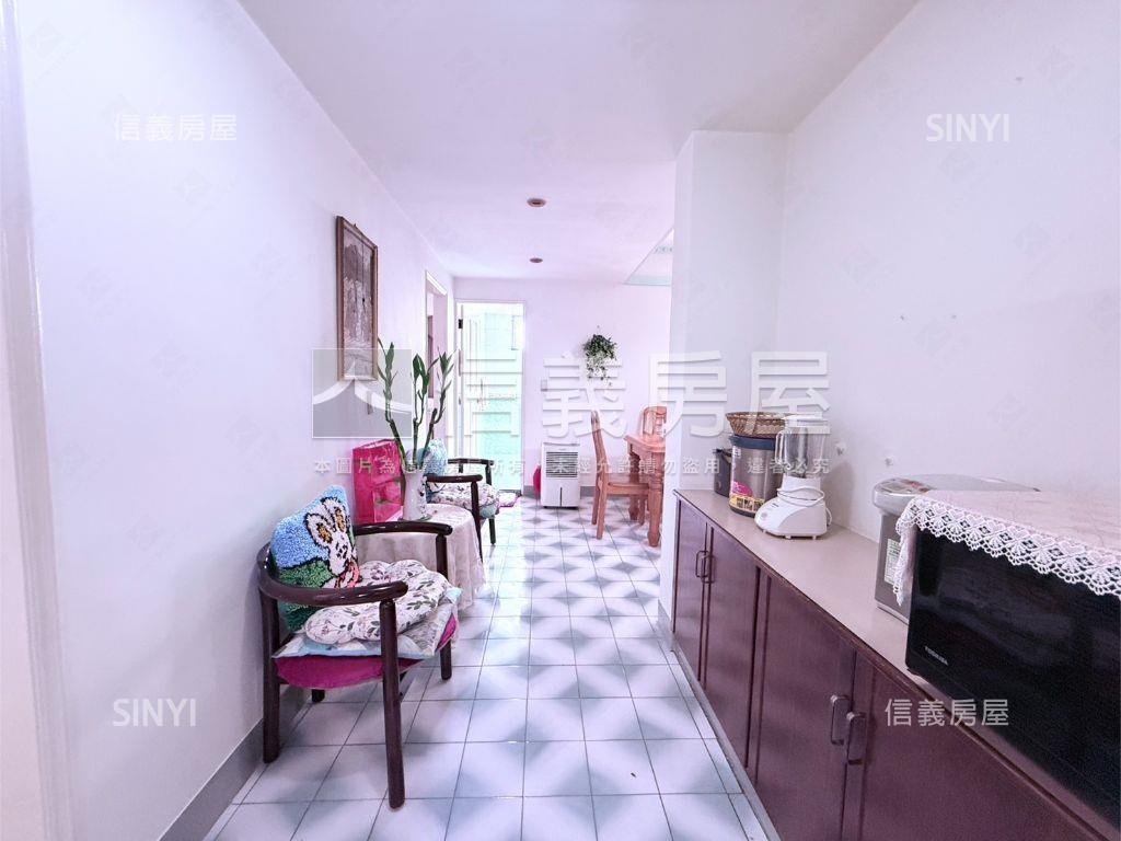 一層一戶大空間美屋房屋室內格局與周邊環境