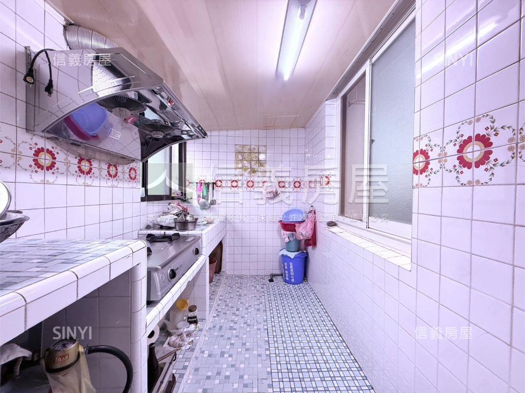 一層一戶大空間美屋房屋室內格局與周邊環境