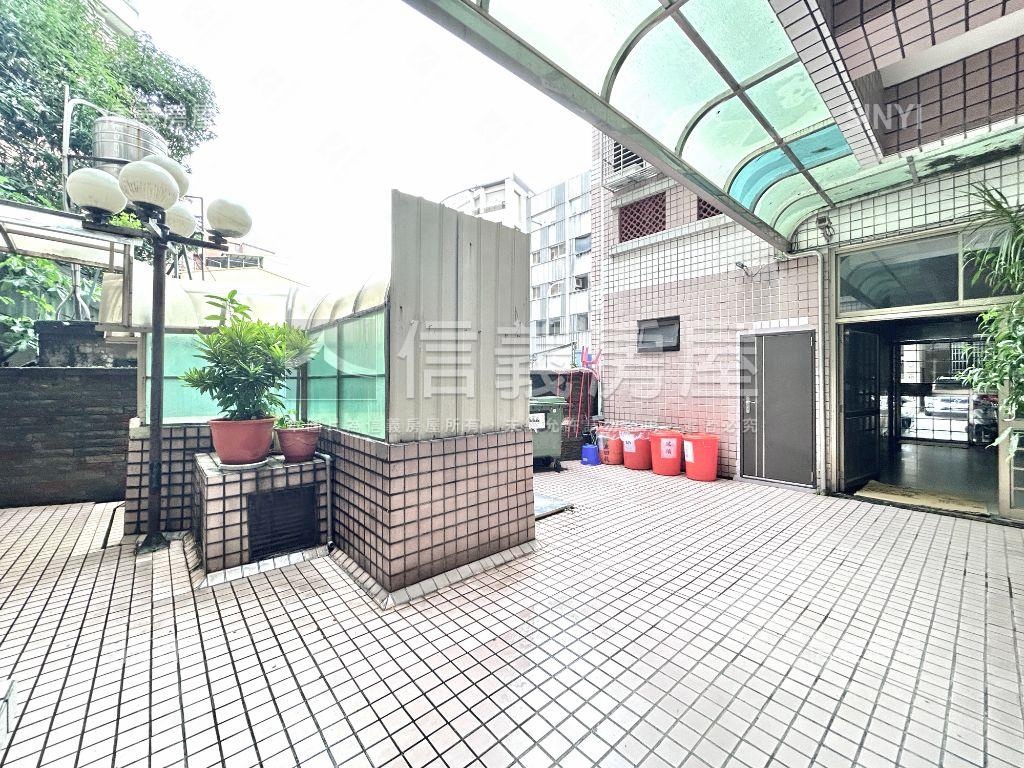 近漢口國中低總價二房！房屋室內格局與周邊環境