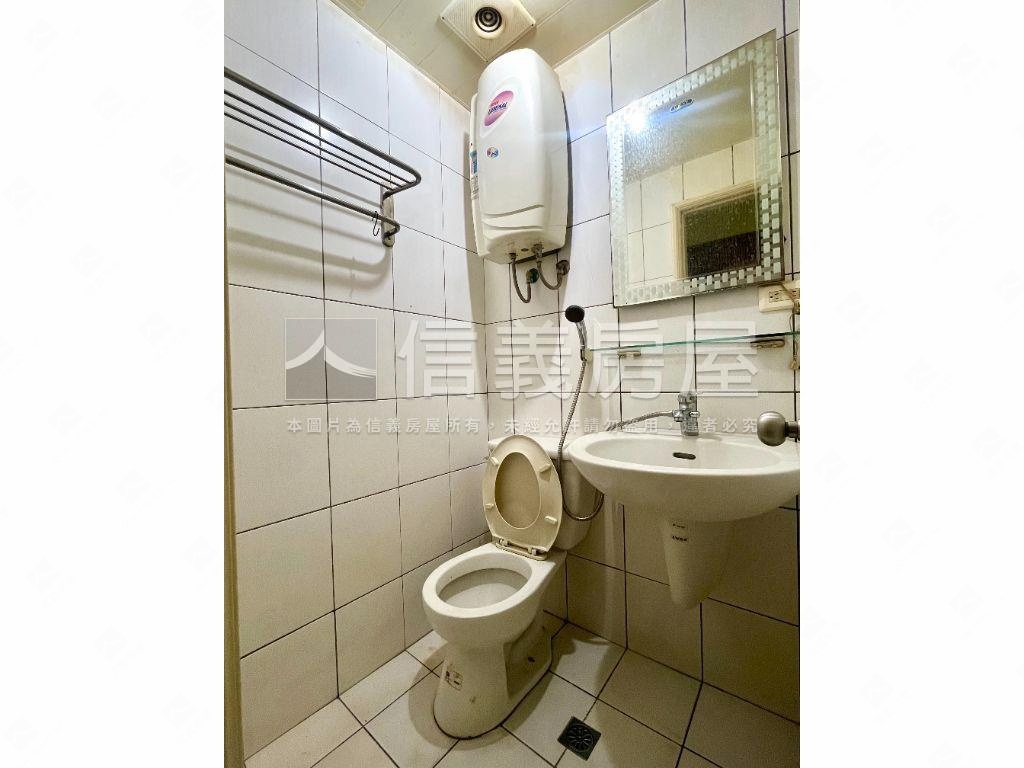 淡大財庫三套房收租宅房屋室內格局與周邊環境