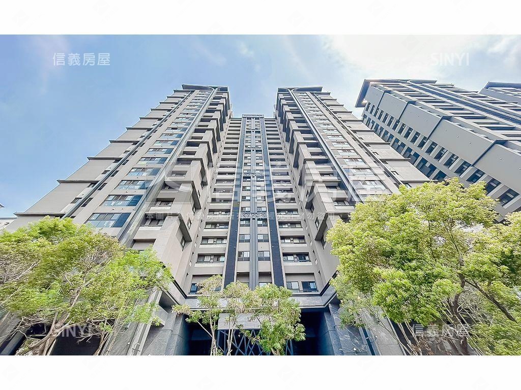推！雲世紀Ｃ區三房平車位房屋室內格局與周邊環境