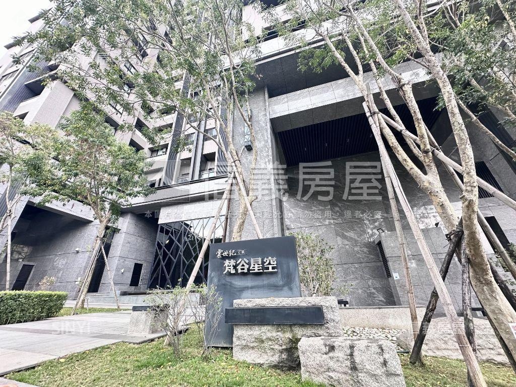 推！雲世紀Ｃ區三房平車位房屋室內格局與周邊環境