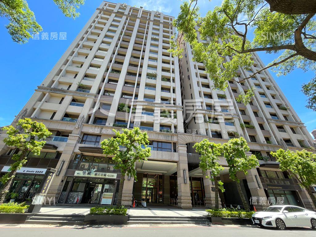 藝文首璽景觀宅雙平面車位房屋室內格局與周邊環境