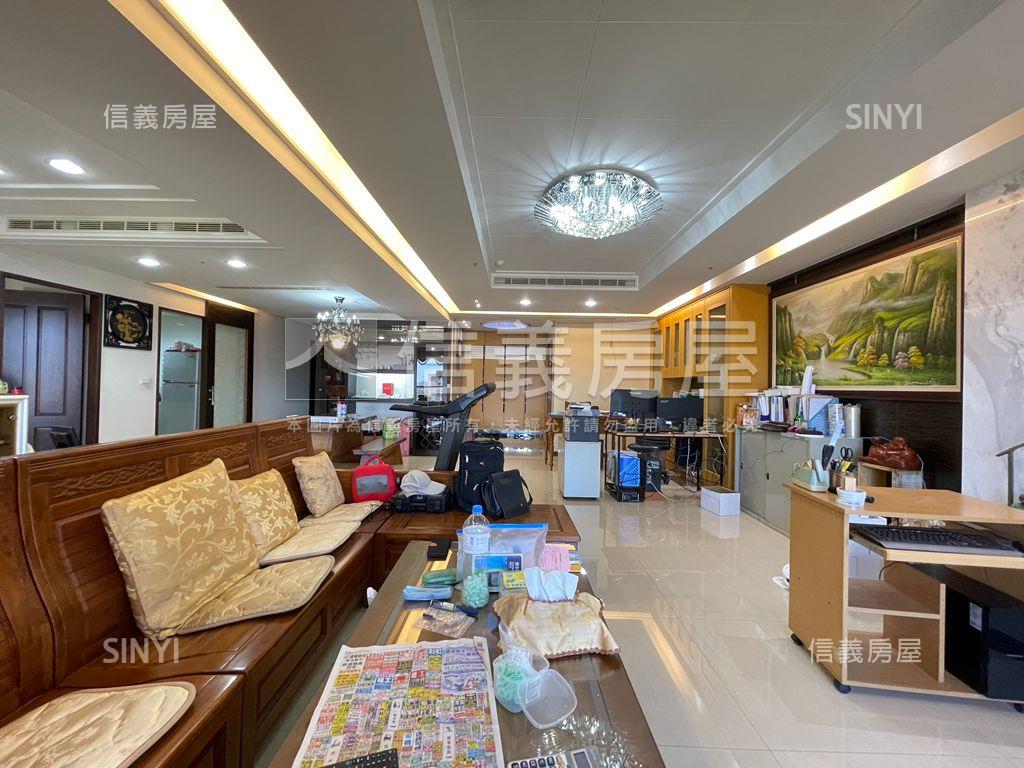 藝文首璽景觀宅雙平面車位房屋室內格局與周邊環境