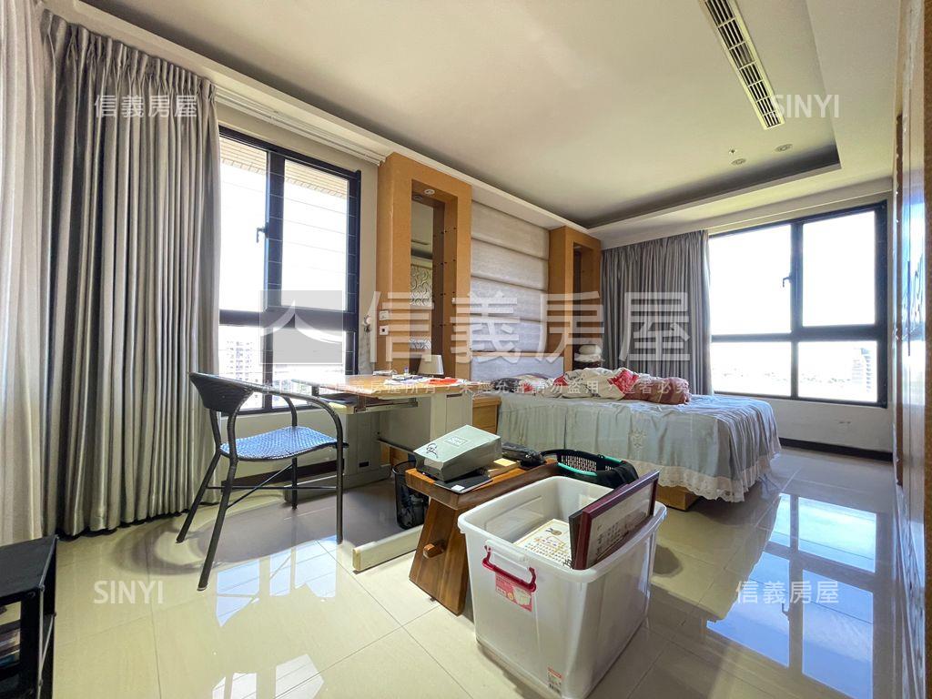 藝文首璽景觀宅雙平面車位房屋室內格局與周邊環境