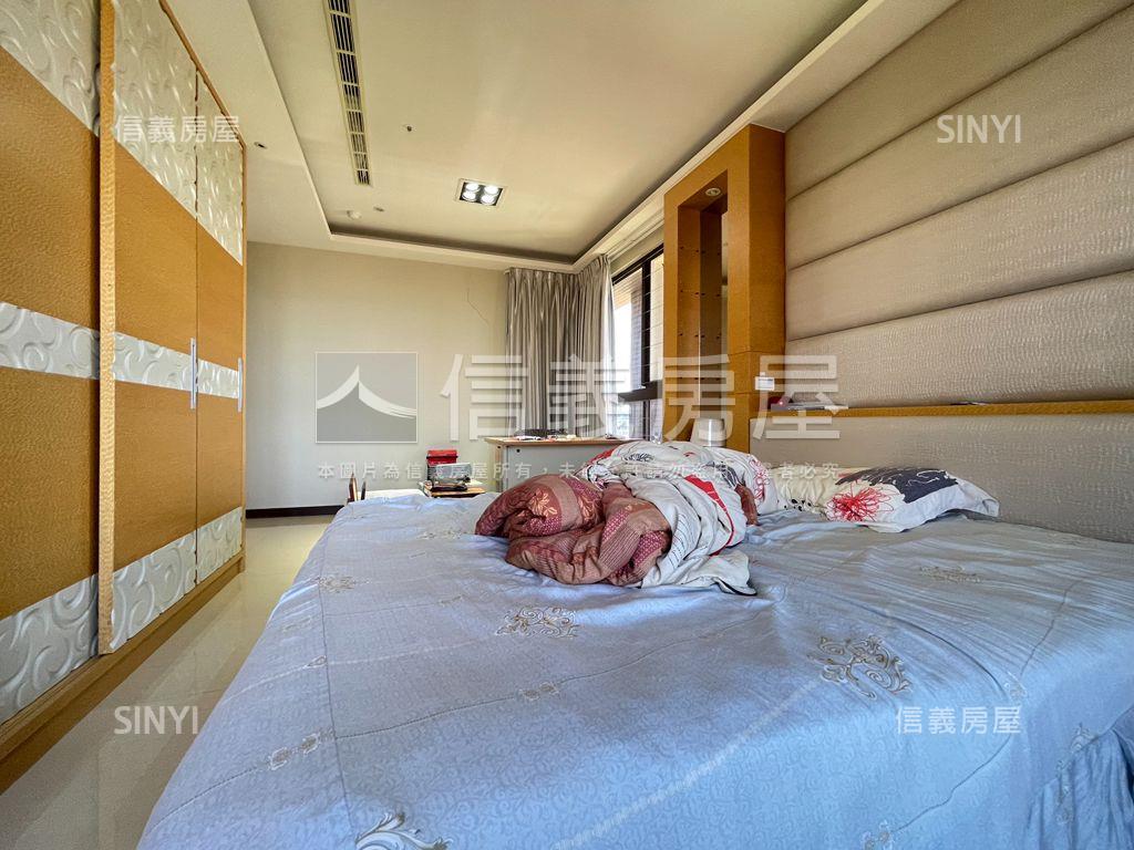 藝文首璽景觀宅雙平面車位房屋室內格局與周邊環境