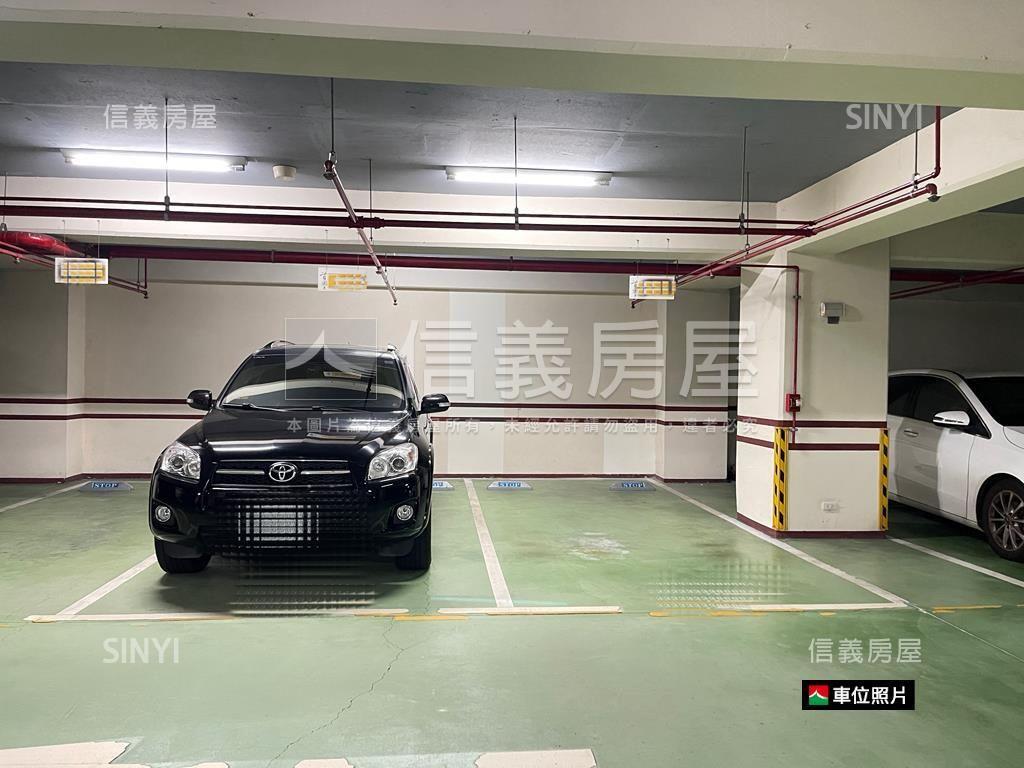 藝文首璽景觀宅雙平面車位房屋室內格局與周邊環境