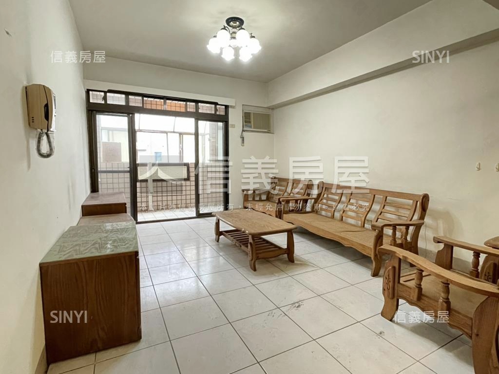 田園綠大地三房車位房屋室內格局與周邊環境