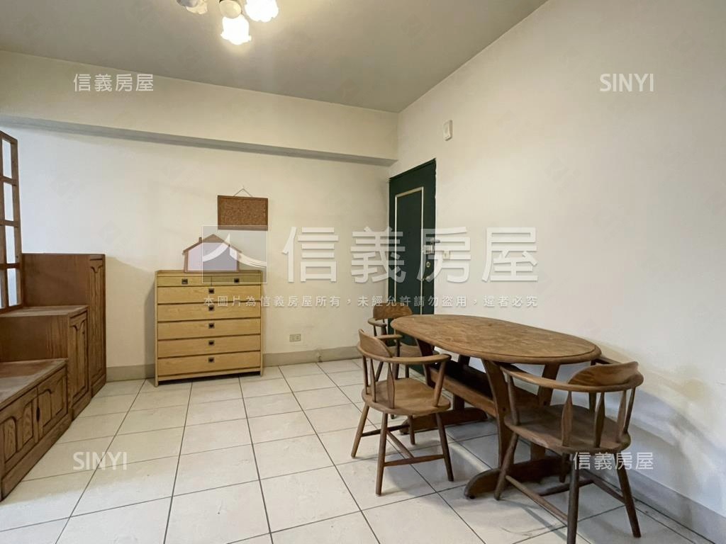 田園綠大地三房車位房屋室內格局與周邊環境