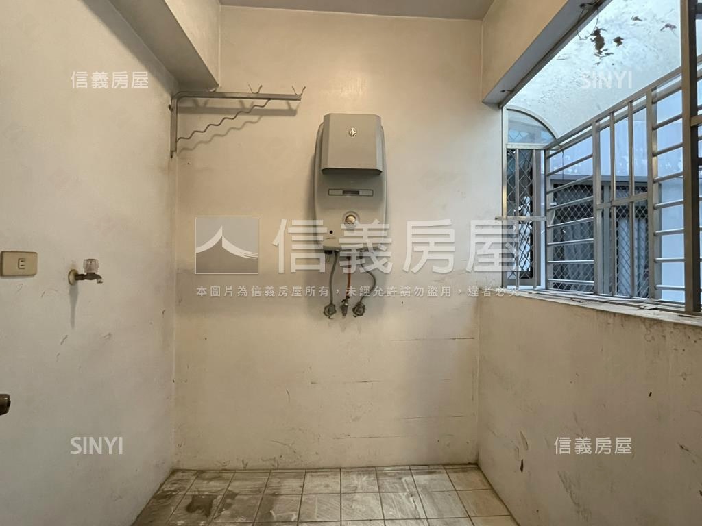 田園綠大地三房車位房屋室內格局與周邊環境