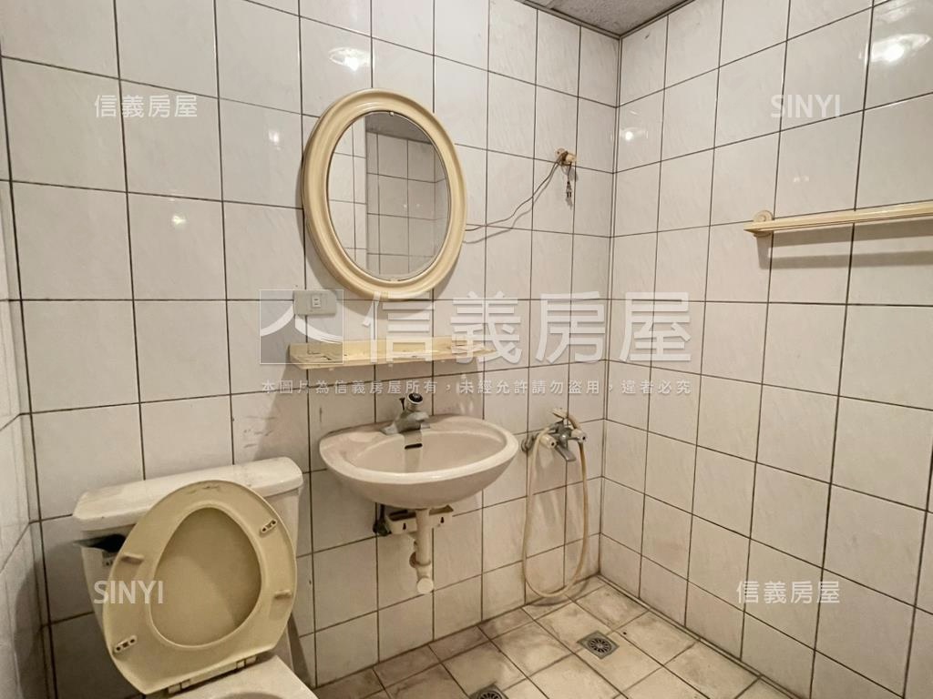 田園綠大地三房車位房屋室內格局與周邊環境