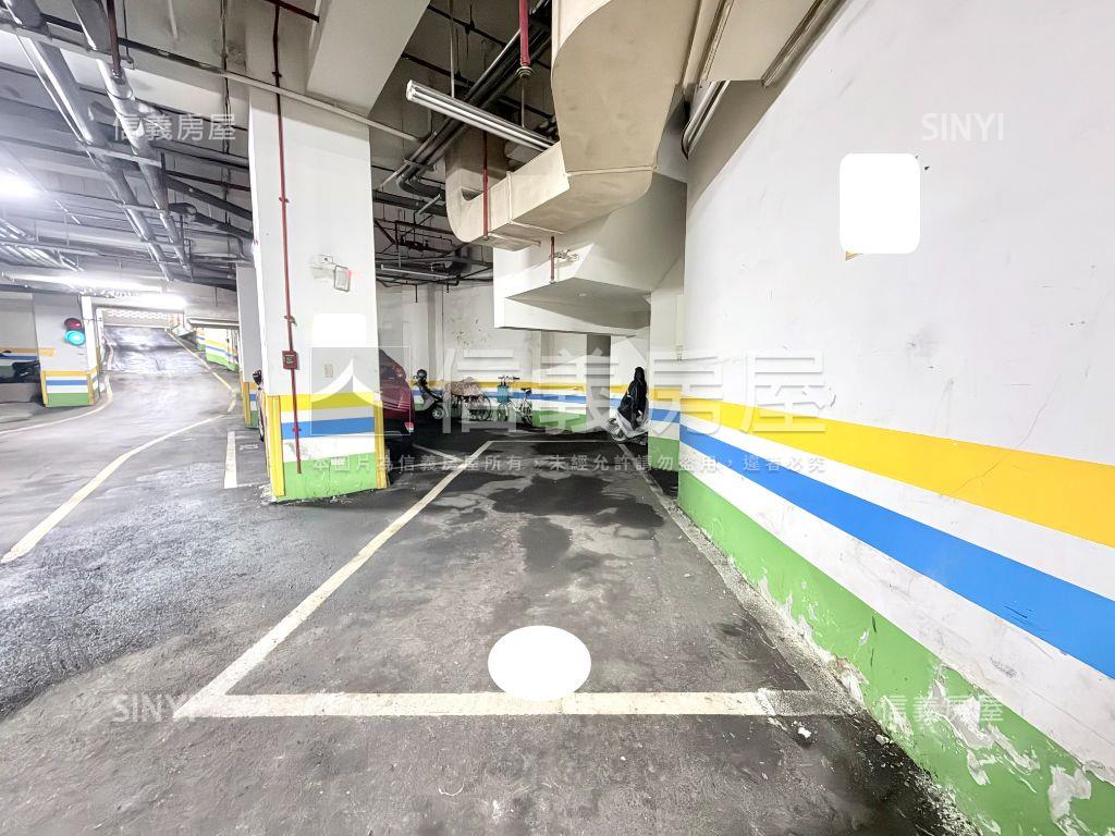 璞玉山水３房＋坡平車位房屋室內格局與周邊環境