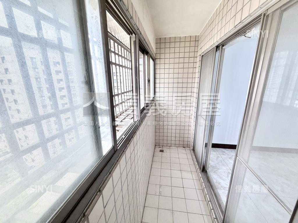 璞玉山水３房＋坡平車位房屋室內格局與周邊環境