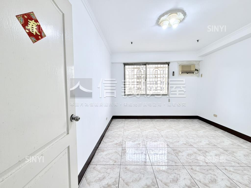 璞玉山水３房＋坡平車位房屋室內格局與周邊環境