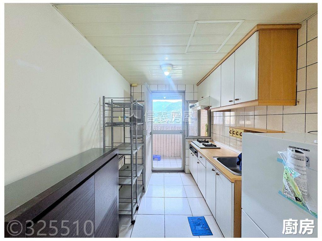 潤泰採光高樓☀有天然氣房屋室內格局與周邊環境