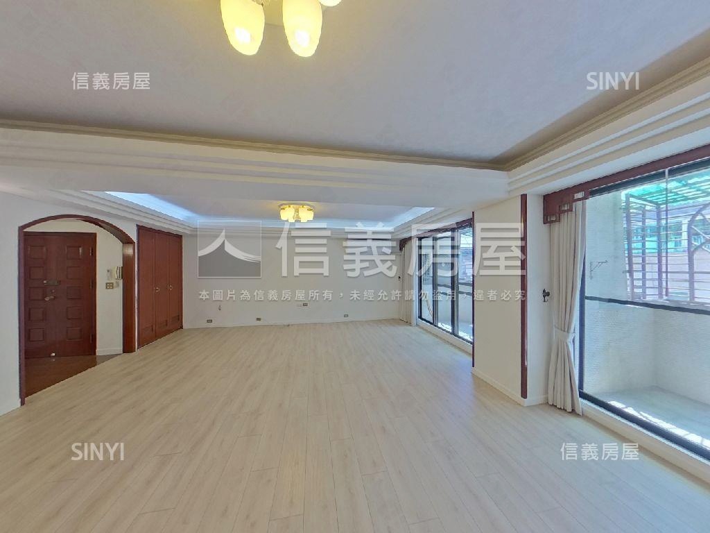 名人巷芙蓉大廈附車位房屋室內格局與周邊環境