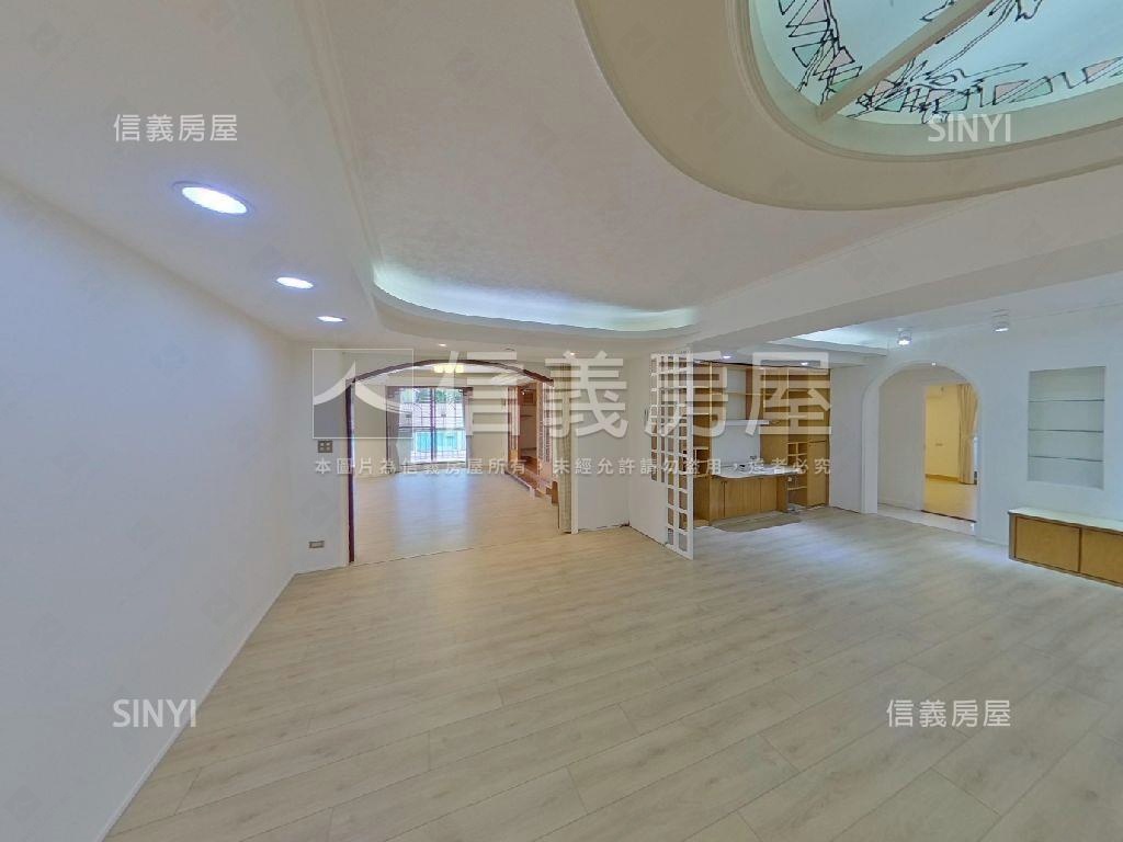 名人巷芙蓉大廈附車位房屋室內格局與周邊環境