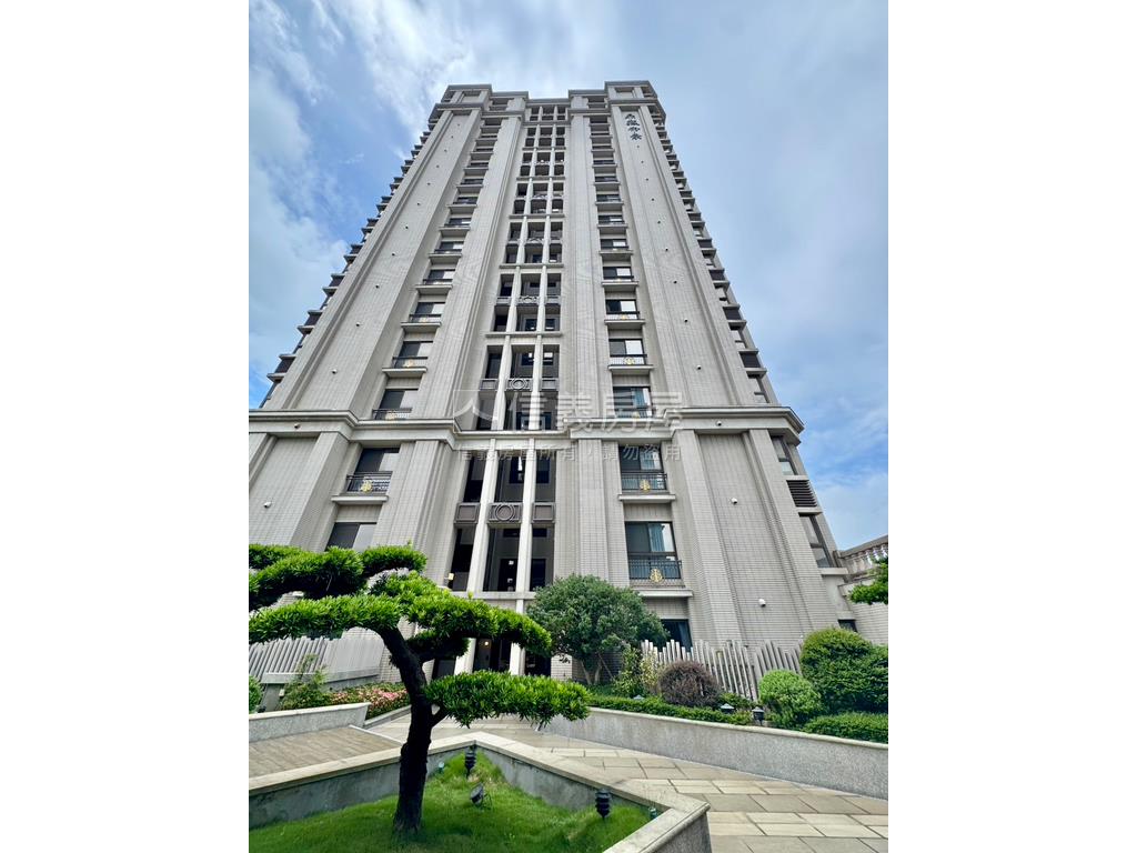 鼎藏帝景經典三房附車位房屋室內格局與周邊環境