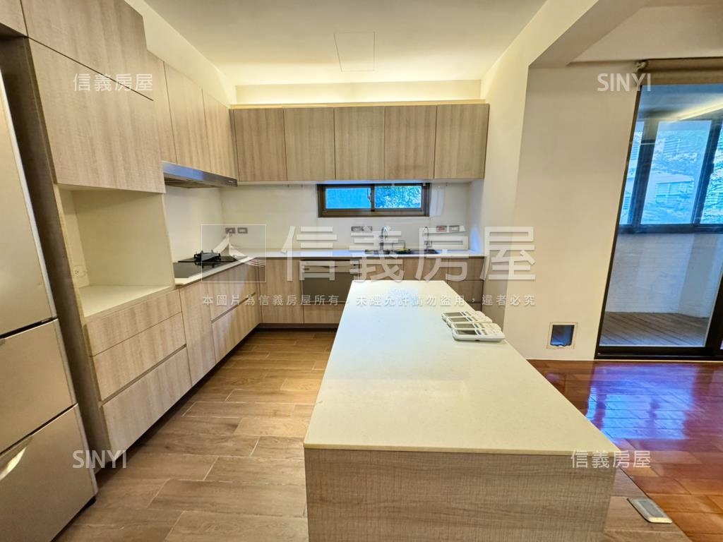 劍南捷運美妝三樓房屋室內格局與周邊環境