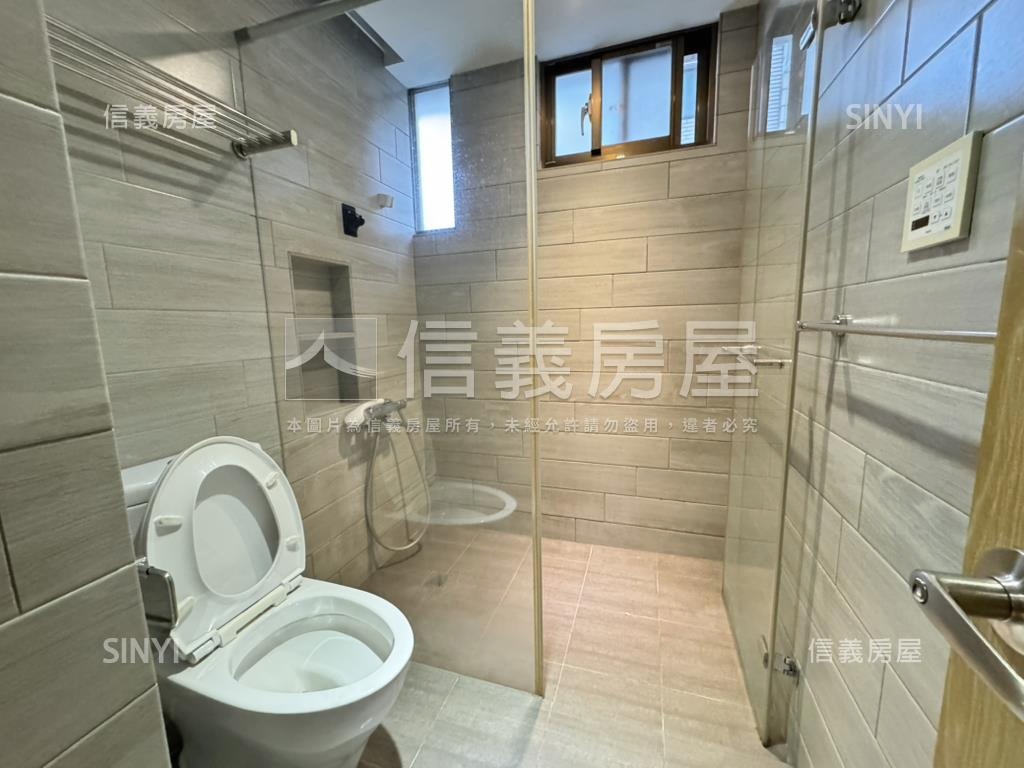 劍南捷運美妝三樓房屋室內格局與周邊環境