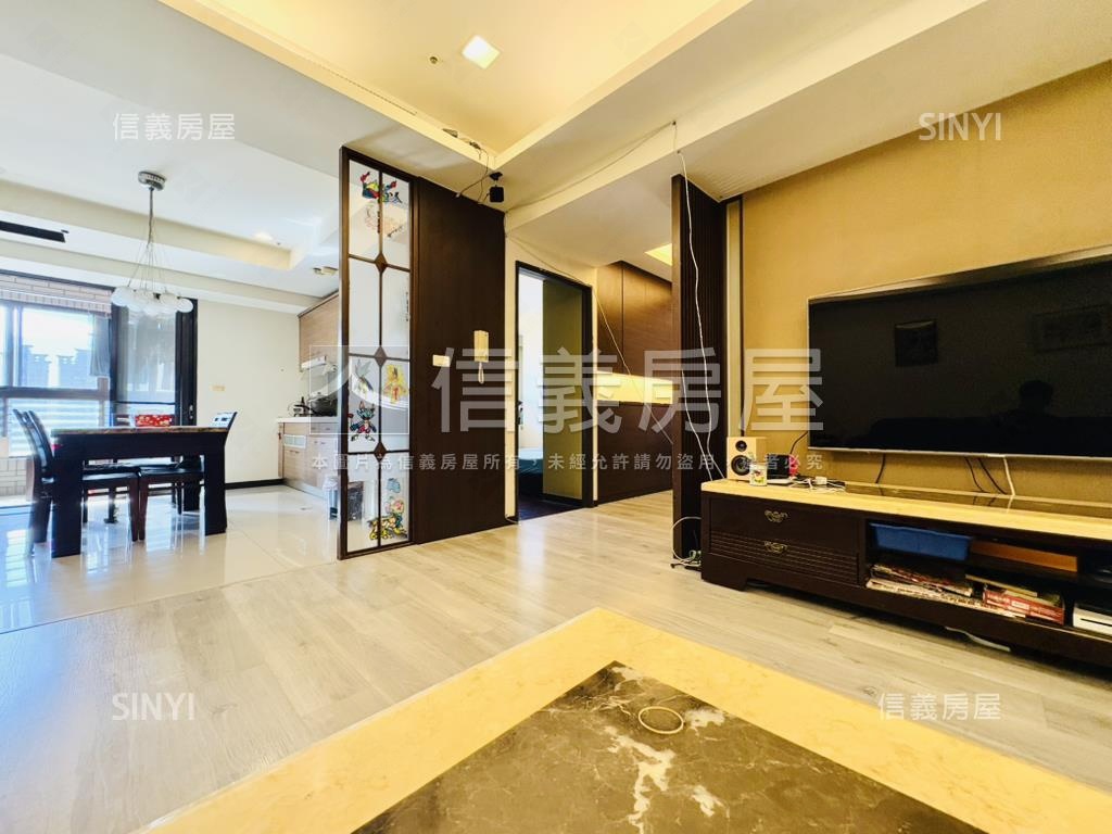 近捷運太子國寶四房雙車位房屋室內格局與周邊環境