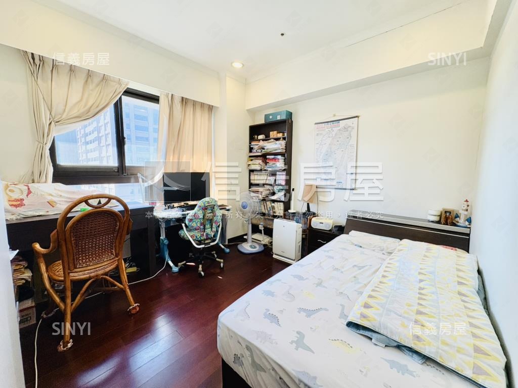 近捷運太子國寶四房雙車位房屋室內格局與周邊環境