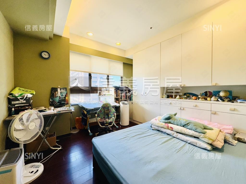 近捷運太子國寶四房雙車位房屋室內格局與周邊環境