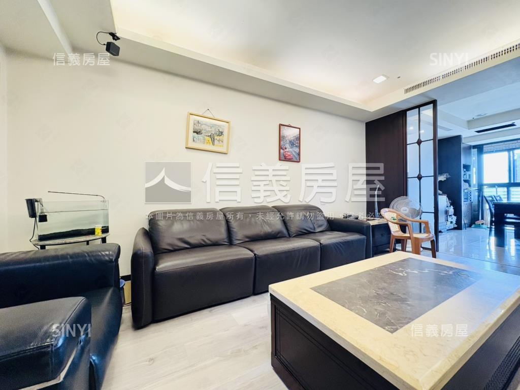 近捷運太子國寶四房雙車位房屋室內格局與周邊環境