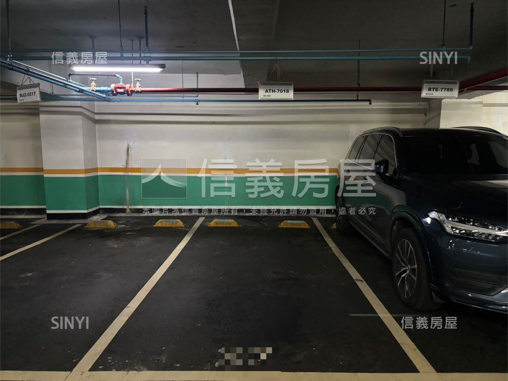 未來捷運站和風維也納三房房屋室內格局與周邊環境