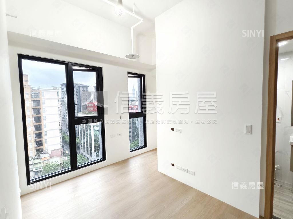 全新交屋松江南京電梯兩房房屋室內格局與周邊環境