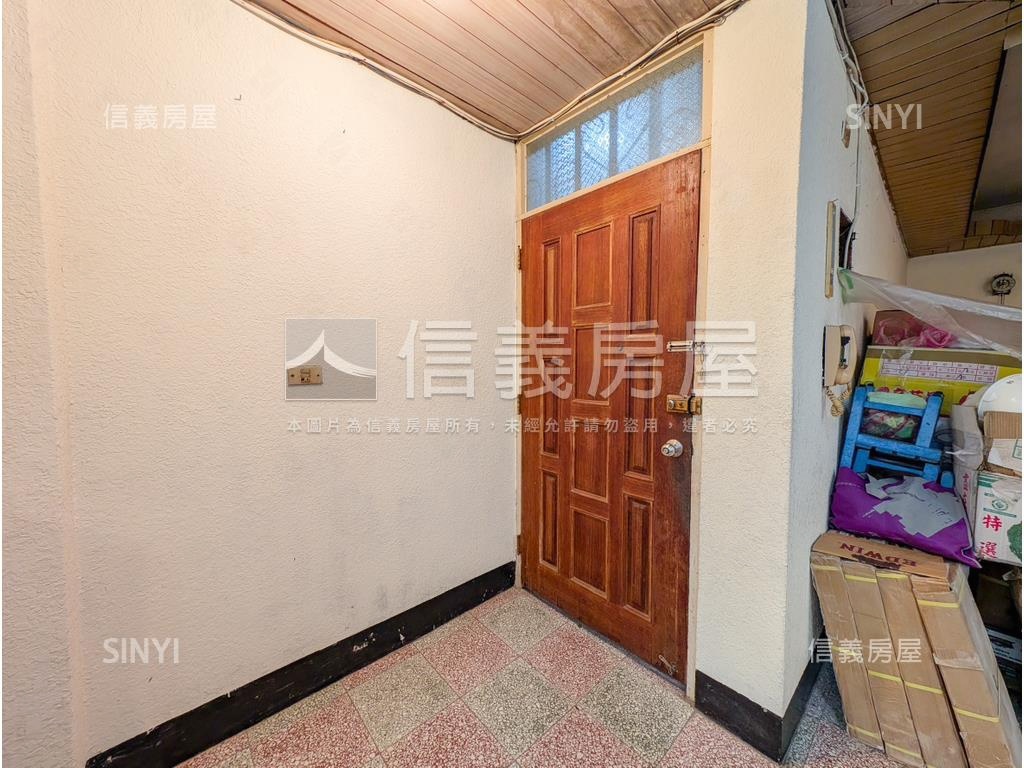 近忠孝東路魔術空間房屋室內格局與周邊環境