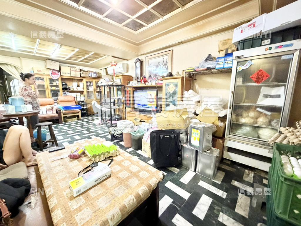 劍潭三角窗傳家面寬金店房屋室內格局與周邊環境