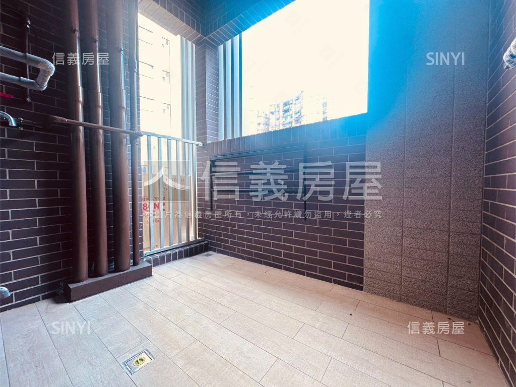 （新建案）翫花同兩房車位房屋室內格局與周邊環境