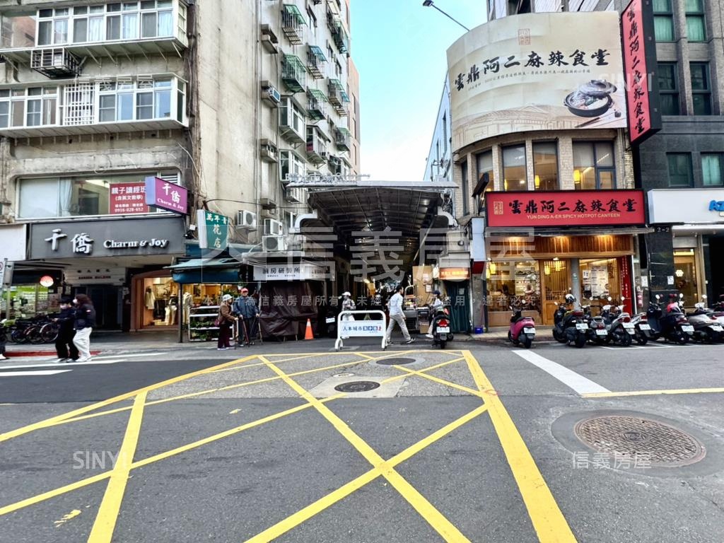 ㊣農安街電梯收租金雞母房屋室內格局與周邊環境