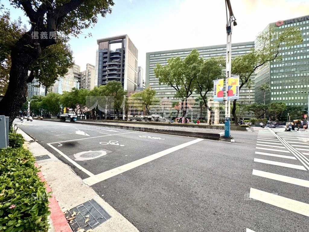 ㊣農安街電梯收租金雞母房屋室內格局與周邊環境